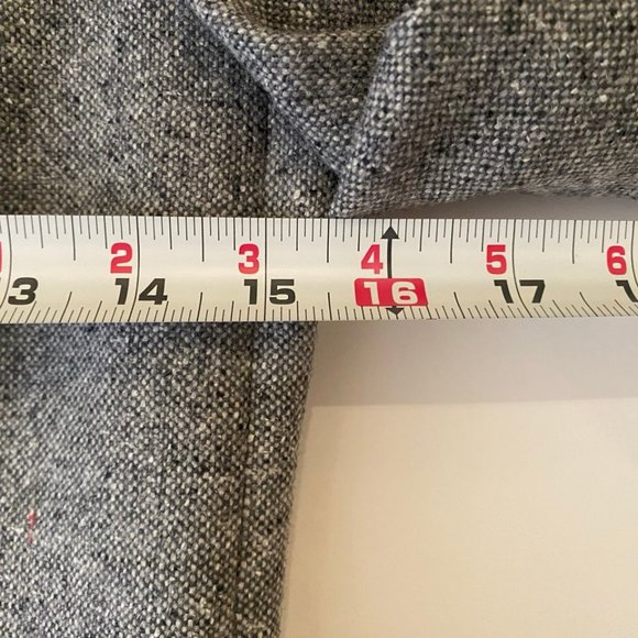 Coveted 00 Theory Staple blazer gray speckle wool, practically new, never worn - Picture 11 of 16
